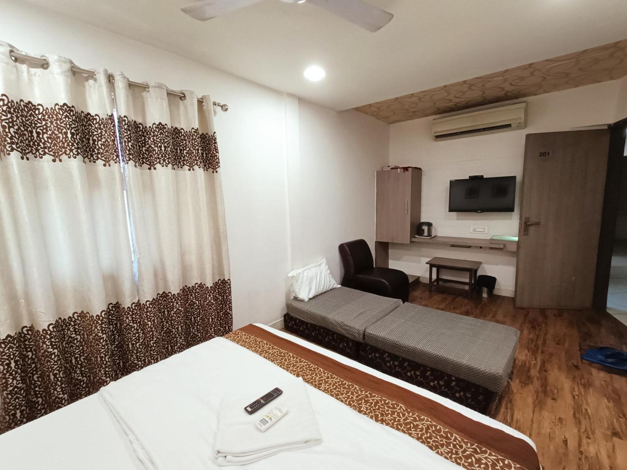 Hotel City Inn Ahmedabad Eksteriør billede